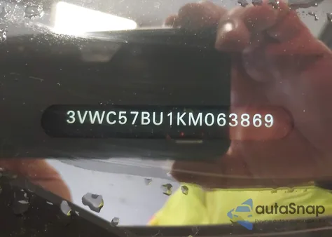 2019 Volkswagen Jetta 1.4T R-Line/1.4T S/1.4T Se from USA, damaged, VIN 3VWC57BU1KM063869